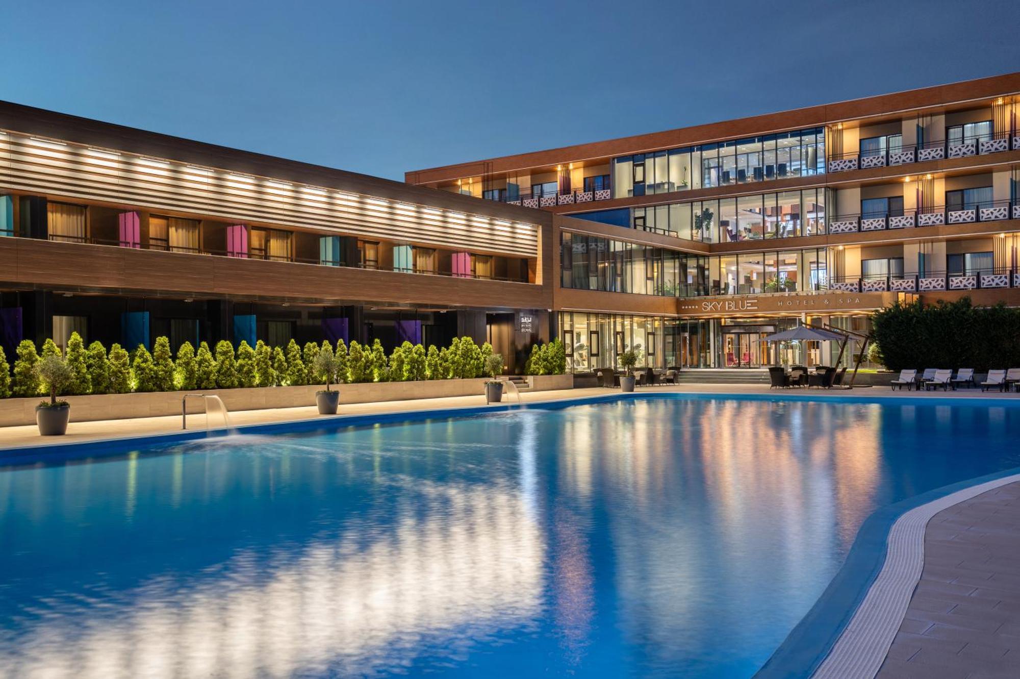 Sky Blue Hotel & Spa Paulesti  Exterior photo